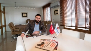 Bekir Eryılmazın çakarlı Maybachta polis ve vekil kartı