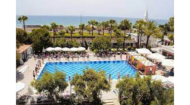 Club sea time hotel , Alanya'nın ünlü oteli mahkeme tarafından satışa çıkarıldı